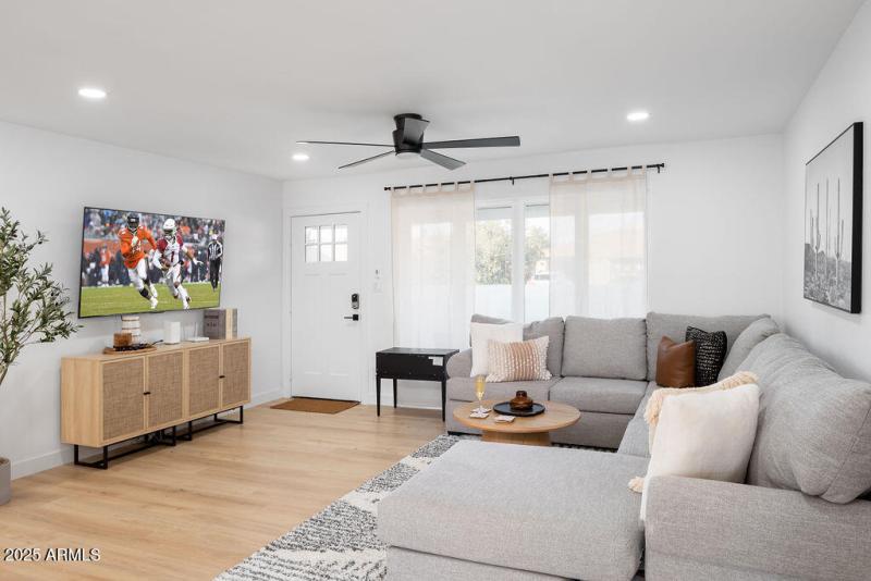 PROPERTYIMAGECO_8335EHubbellSt_WEB-27