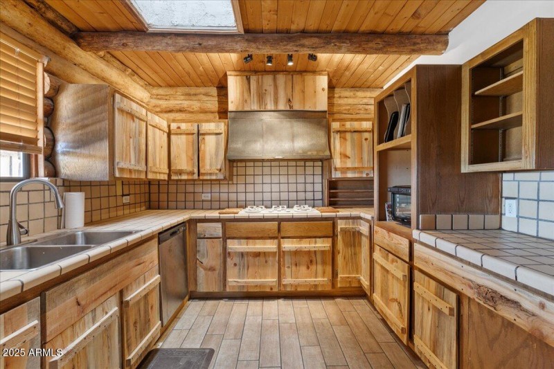 Kitchen - 2490 Tree Farm Ln