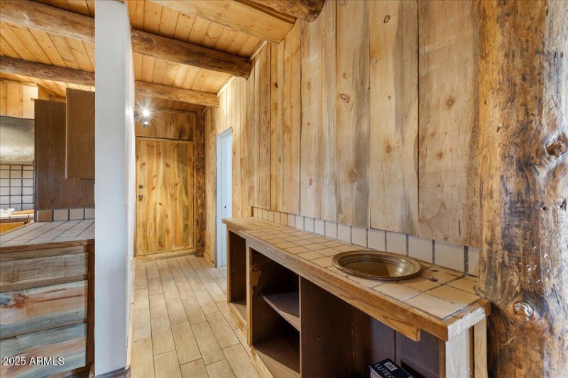 Kitchen - 2490 Tree Farm Ln