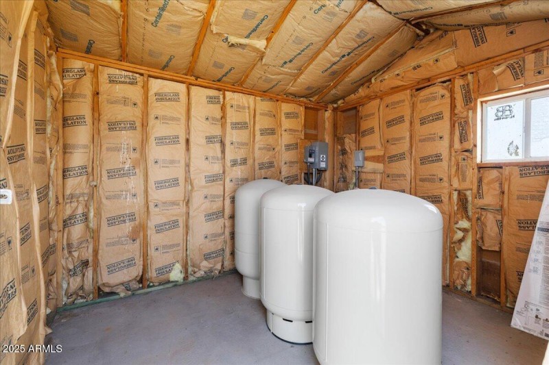Pump House - 2490 Tree Farm Ln