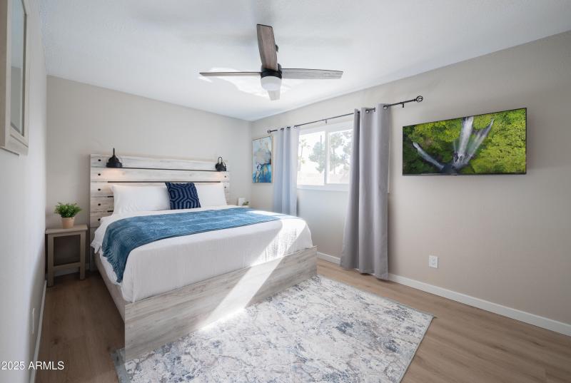 PROPERTYIMAGECO_8731EColumbusAve_WEB-24