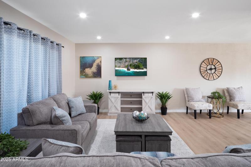 PROPERTYIMAGECO_8731EColumbusAve_WEB-29