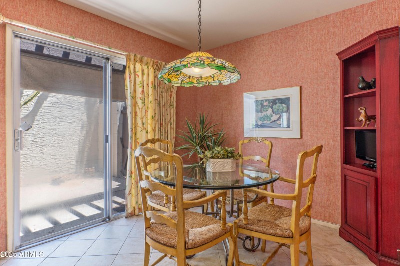 Sunny Eat In Kitchen