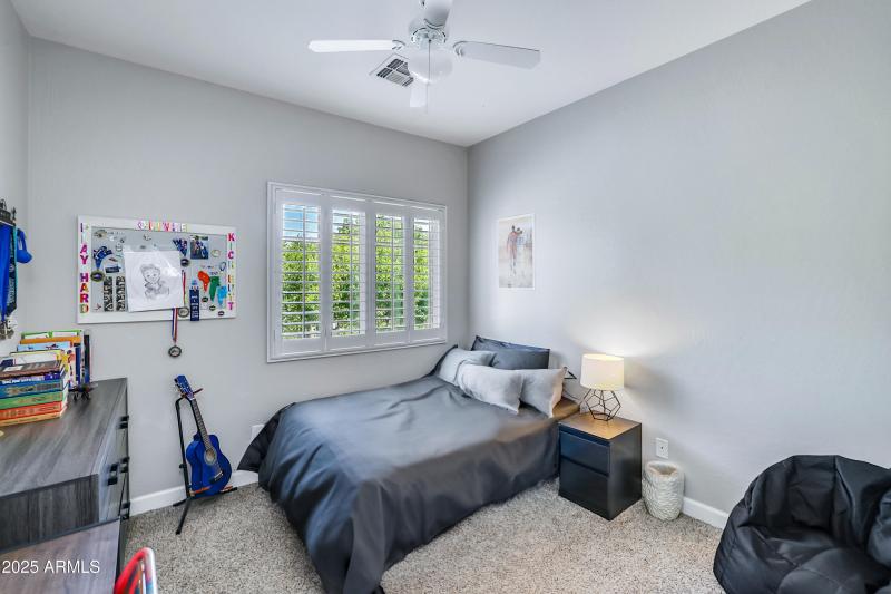 full bedroom
