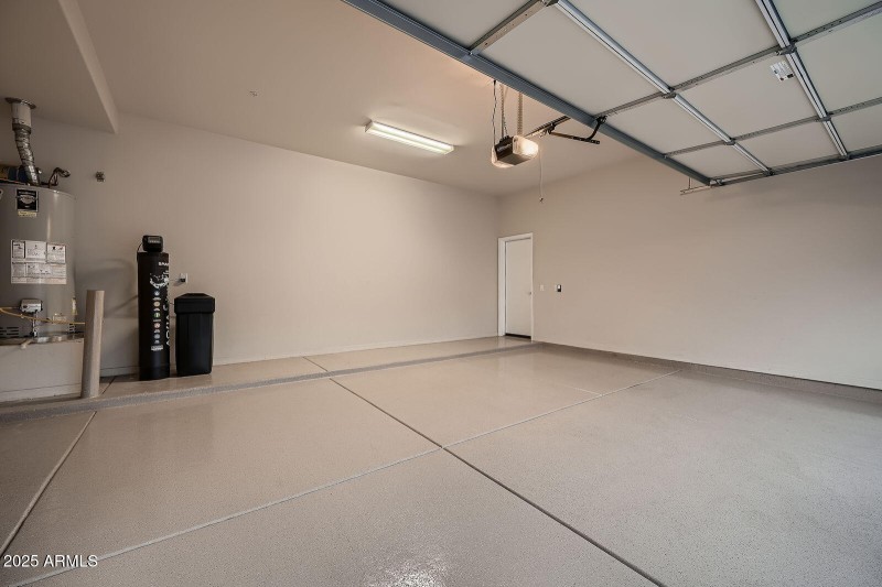 Garage 2