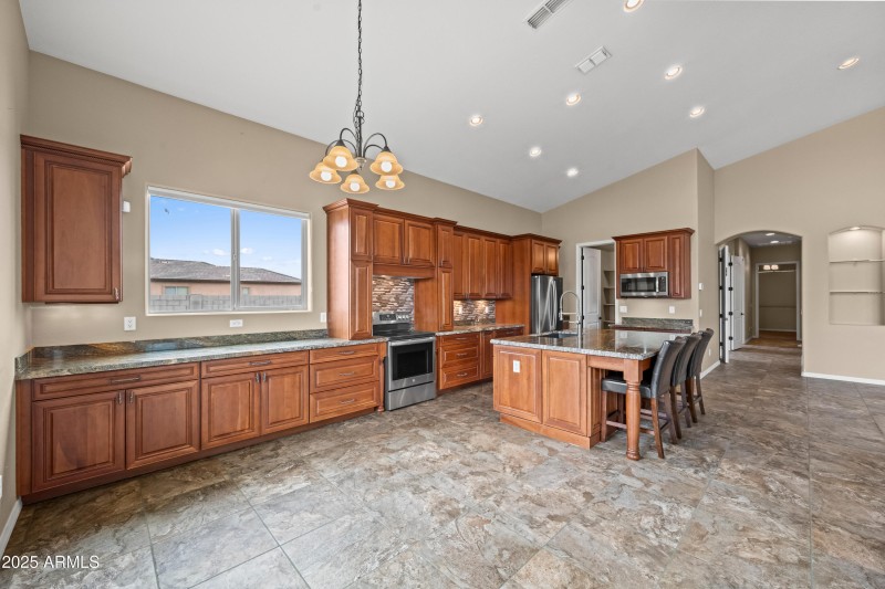 kitchen/Buffet