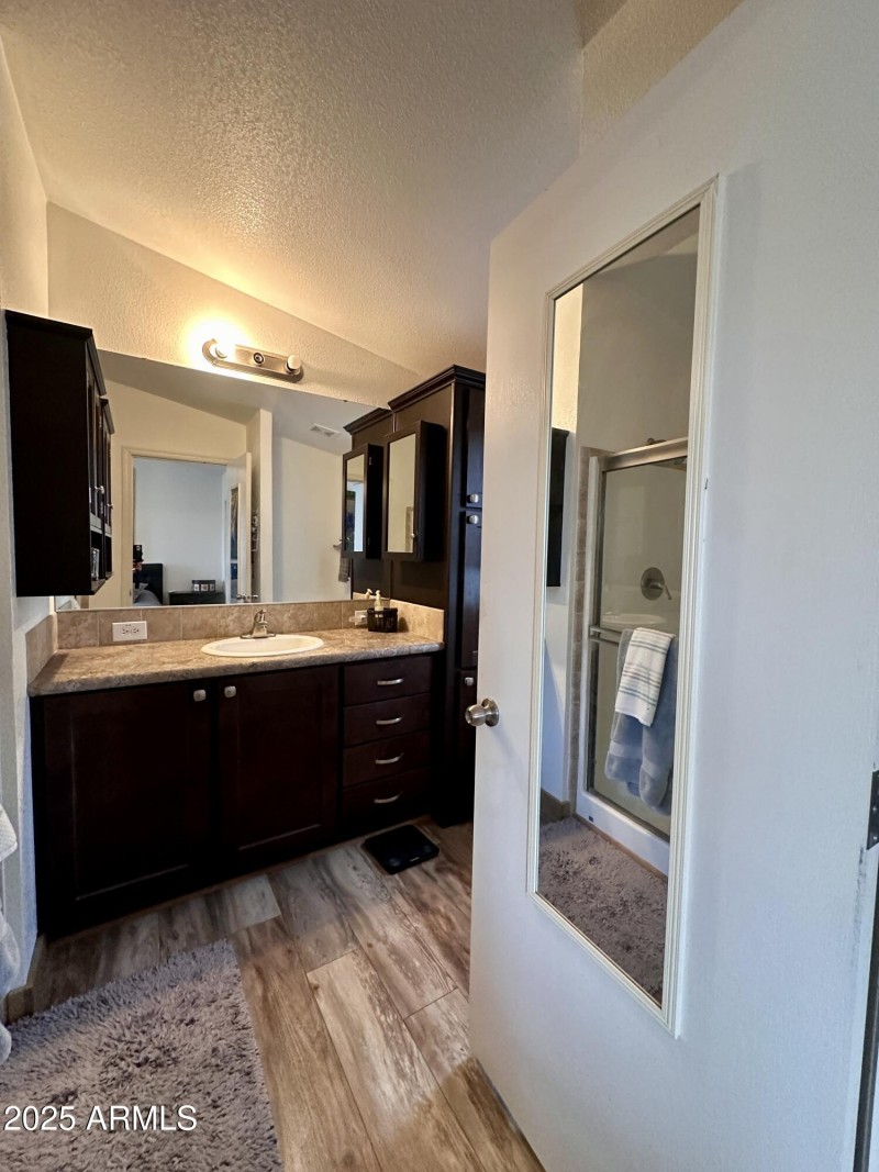 Large primary bath