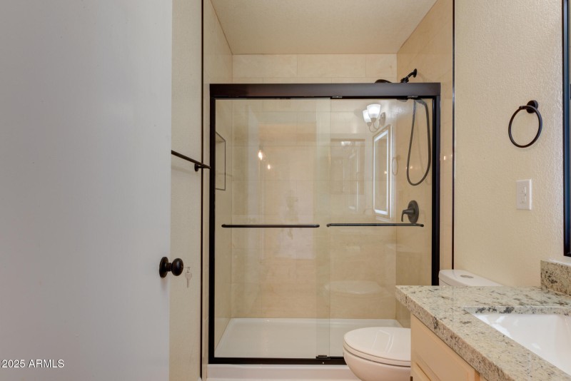 16 Bathroom
