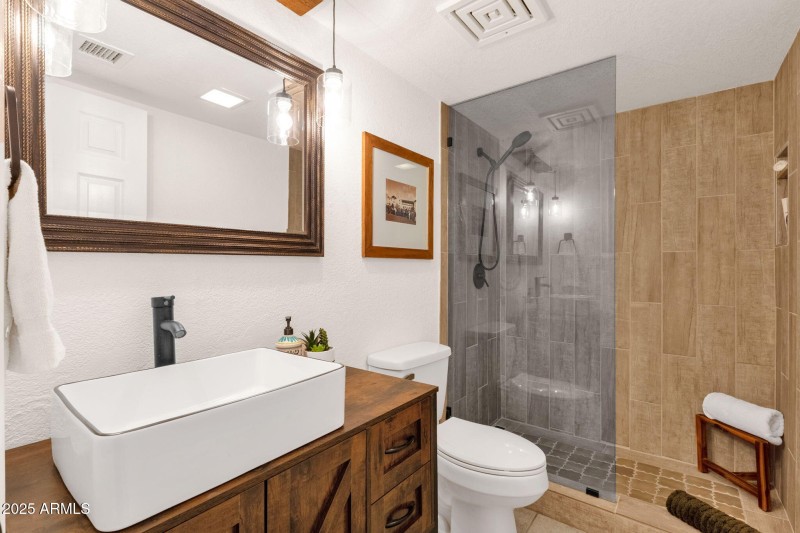 Upstairs Hall Bath