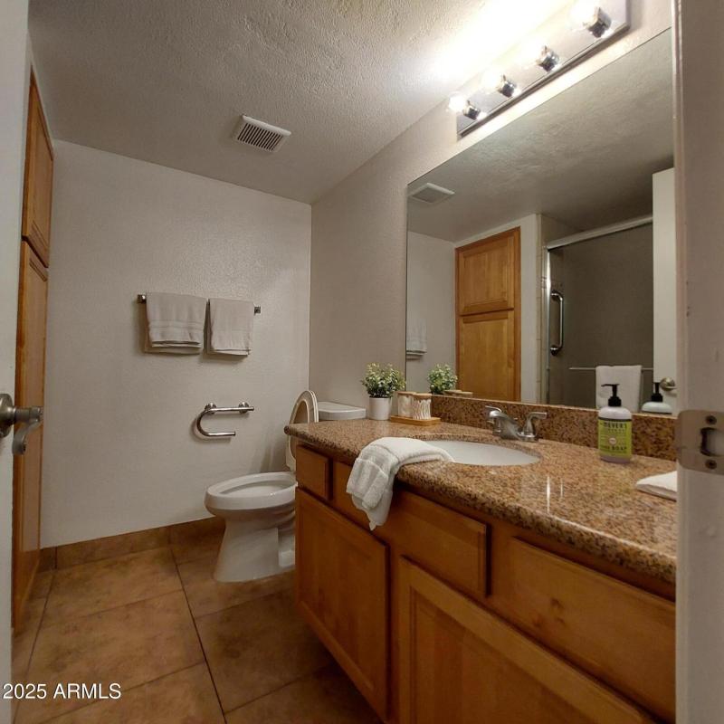 240SOldLitchfieldRdPics18