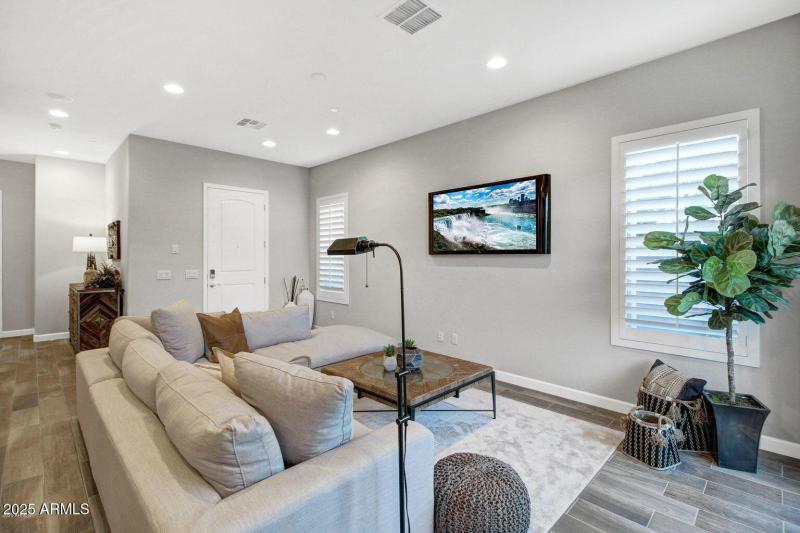 20200827210801687230000000-o