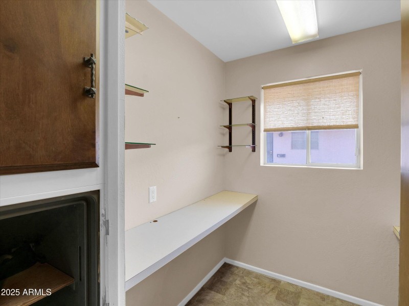 30-733 E Hatcher Rd-30