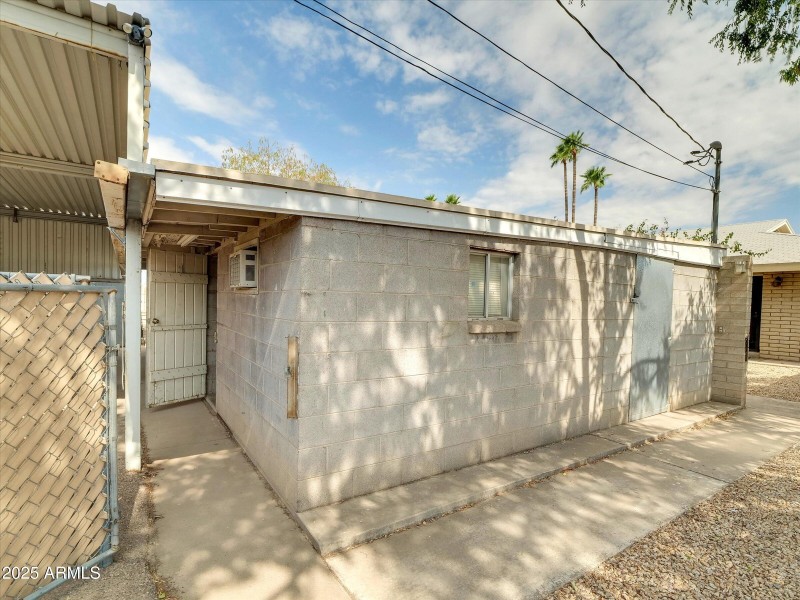 51-733 E Hatcher Rd-51