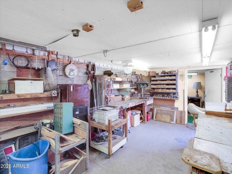 54-733 E Hatcher Rd-54