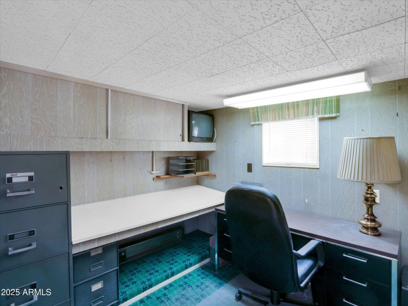55-733 E Hatcher Rd-55