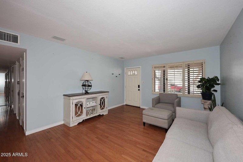 Living Room2