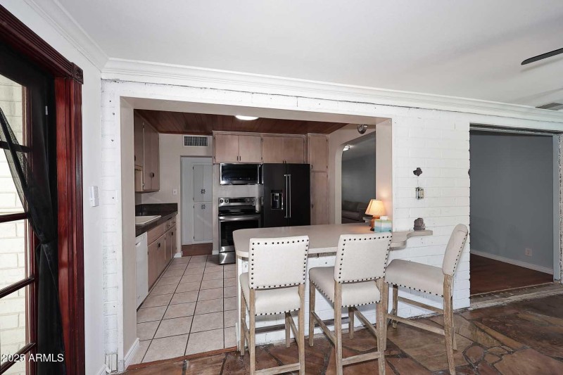Kitchen-Bar