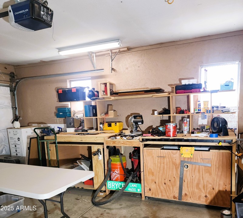 GARAGE 2