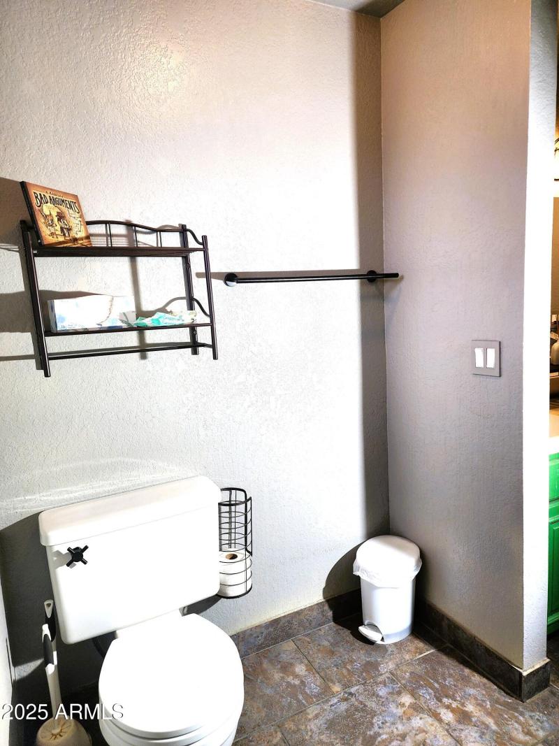 HALL BATH 5