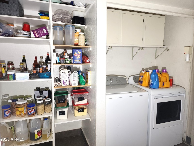 PANTRY 2