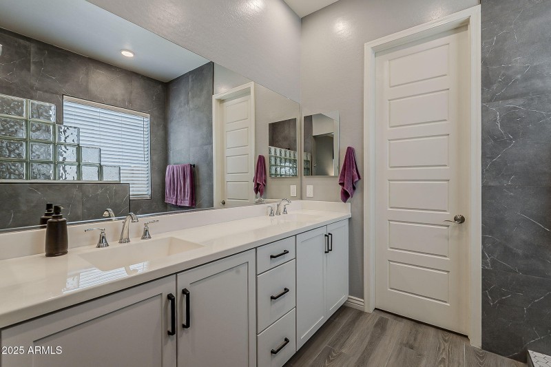 33-web-or-mls-Smoketree-33