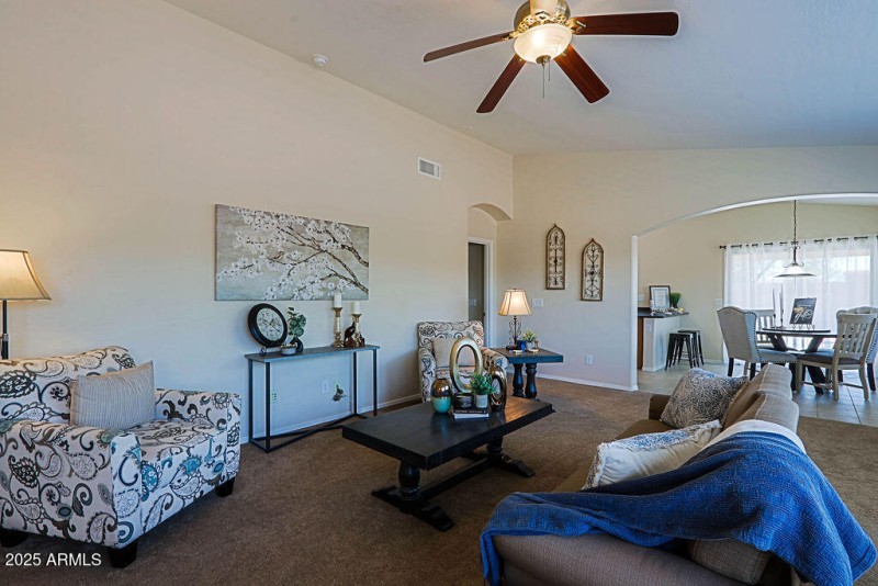 LivingRoom4