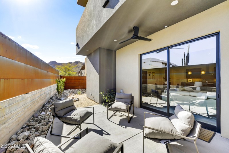 016_Patio View