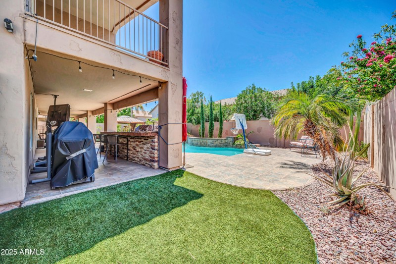 5741 W Soft Wind Dr-64