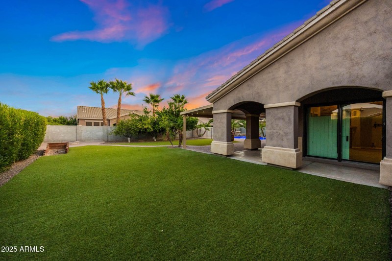 Covered side patio