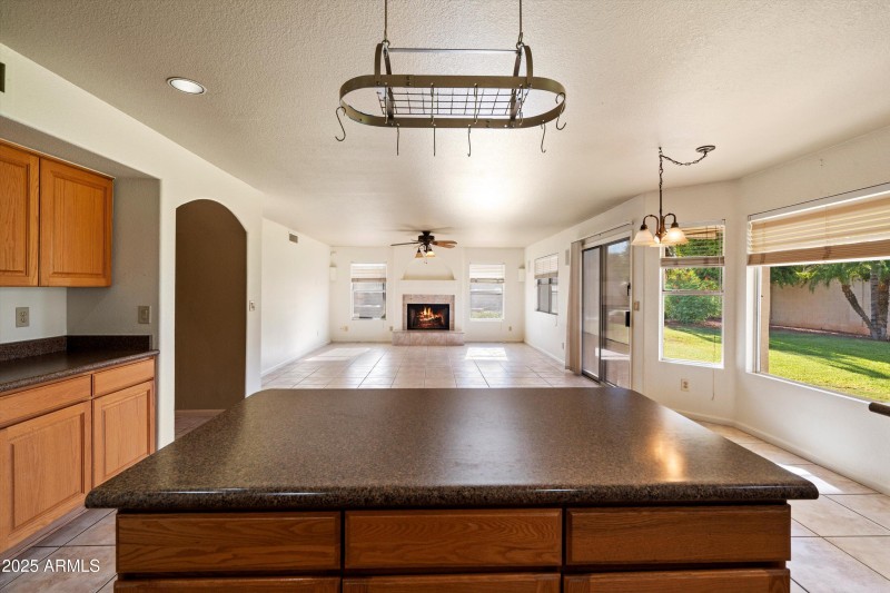 16-Kitchen