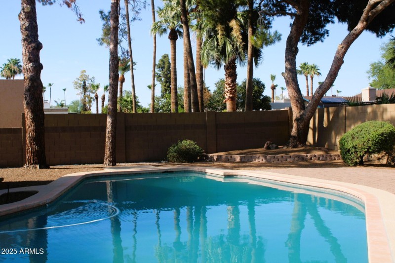 POOL B