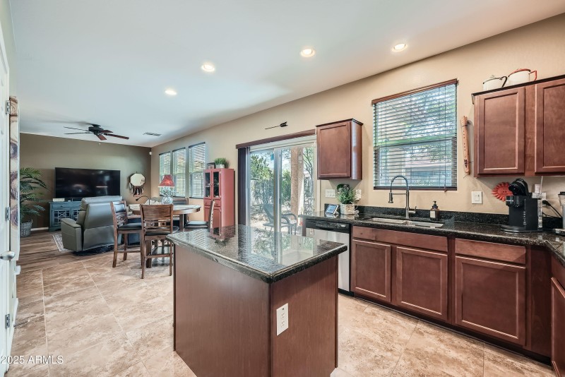 006 - 12 Kitchen