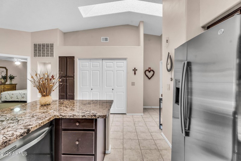 14-web-or-mls-Greenfield-14