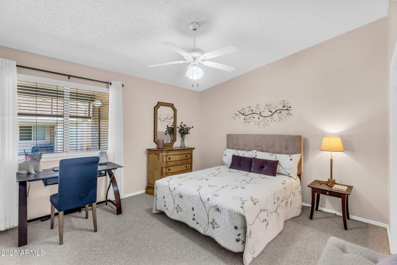 21-web-or-mls-Greenfield-21