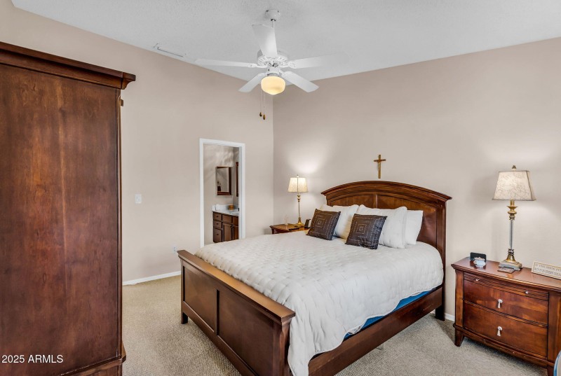 29-web-or-mls-Greenfield-29