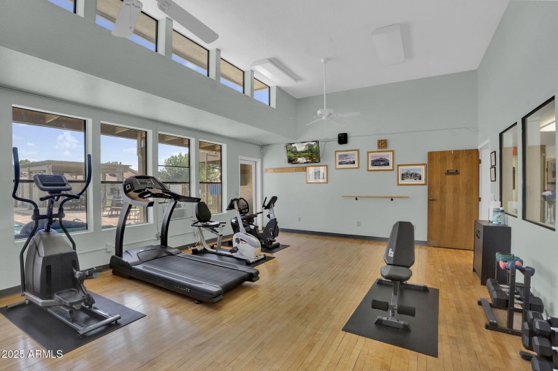 83-web-or-mls-GreenfieldNeighborhood-18