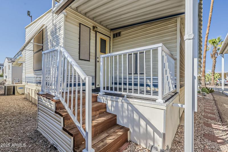 32-web-or-mls-Bell-32