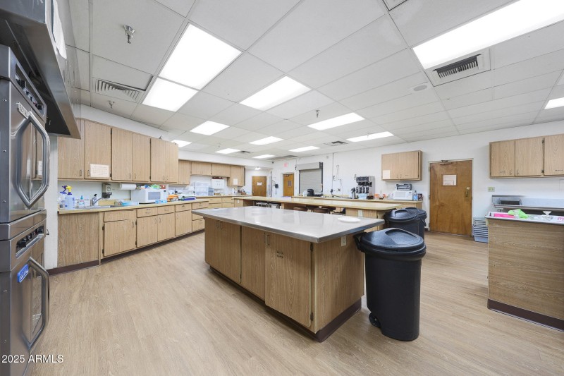Kitchen 4