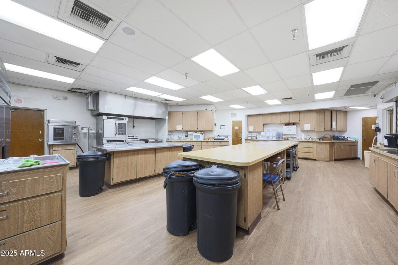 Kitchen 3