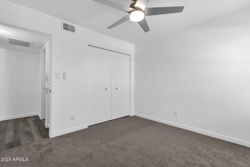 25-web-or-mls-1927-e-hampton-ave-208