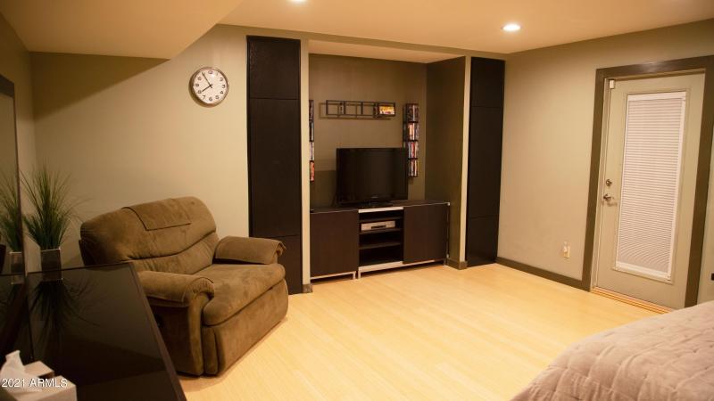 Upstairs Bedroom 2- -