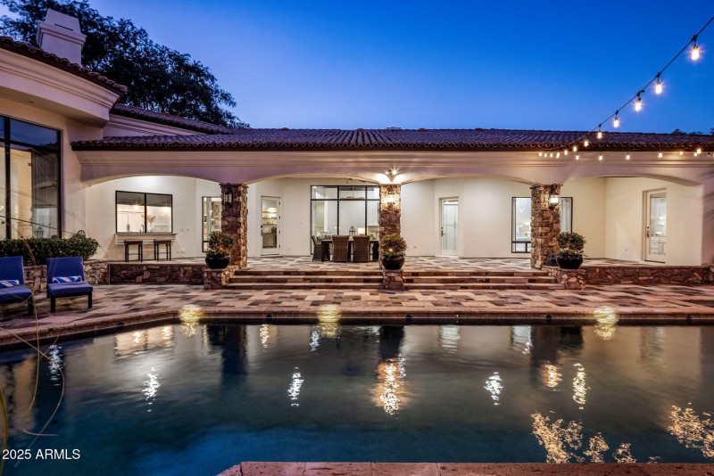 Pool Courtyard area
