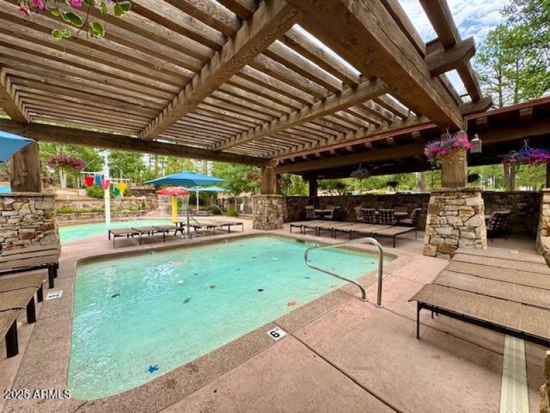 Pine Canyon amenities