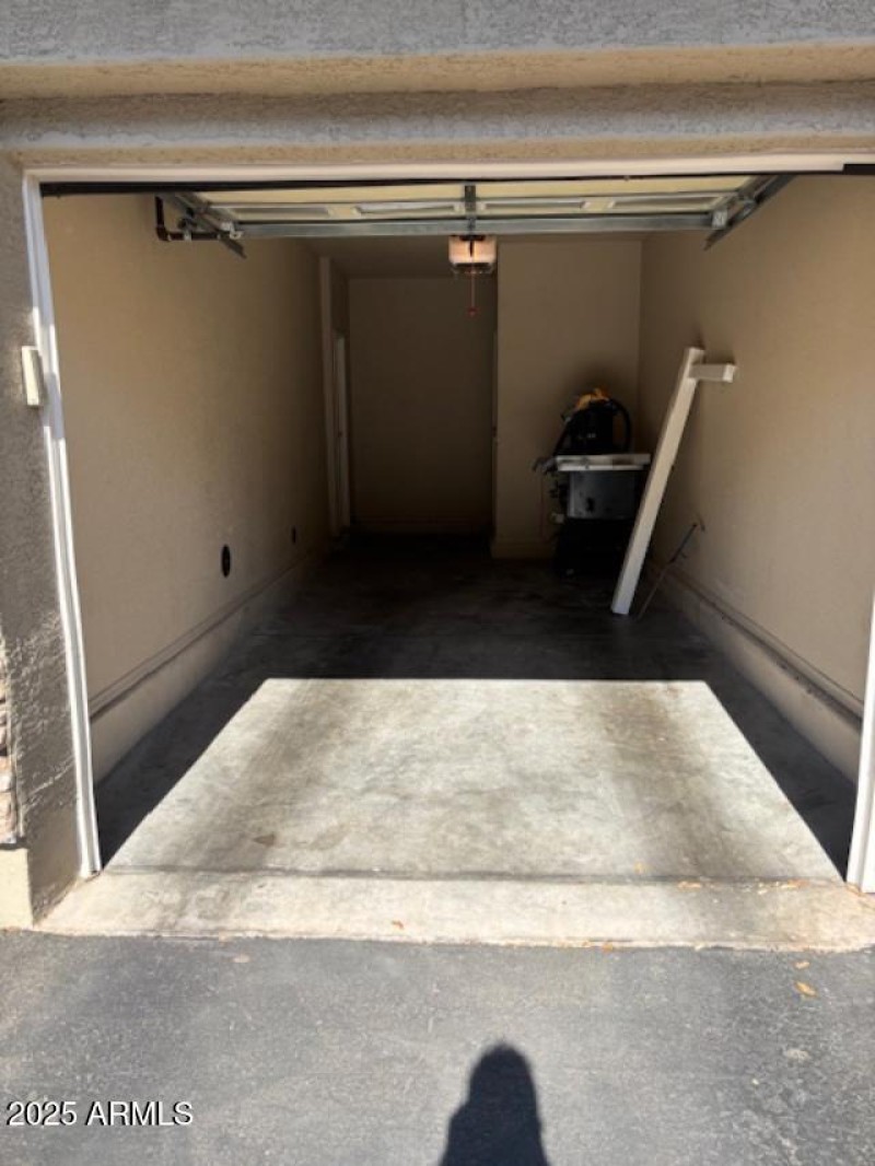 Garage 1224