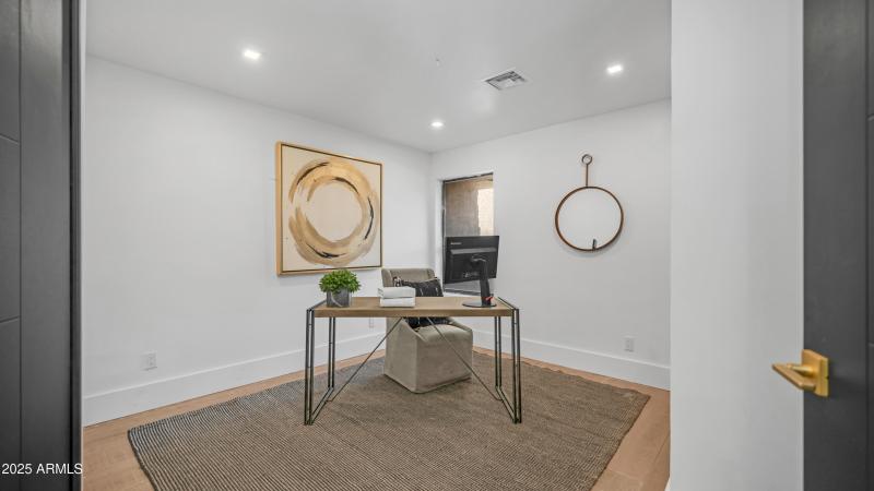 4434 E Camelback Rd Unit 128 office