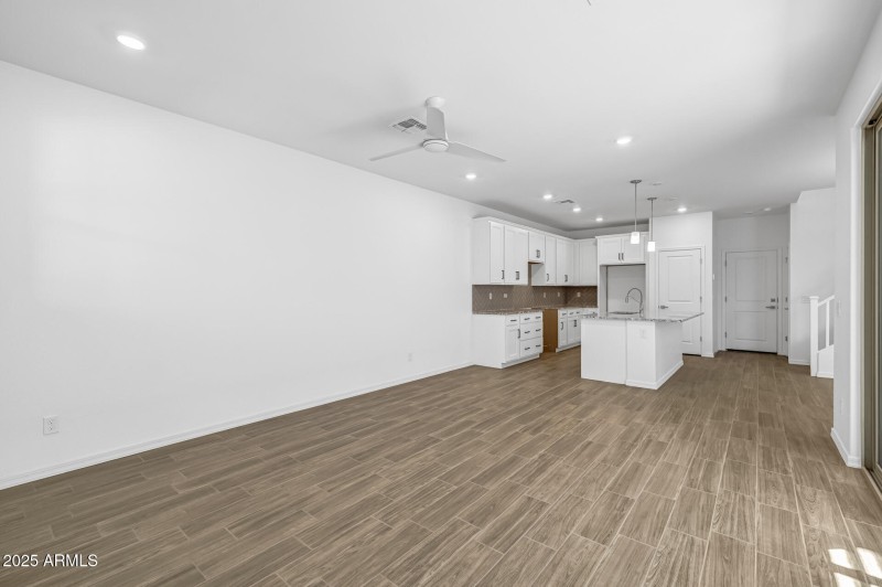 3)GREAT ROOM