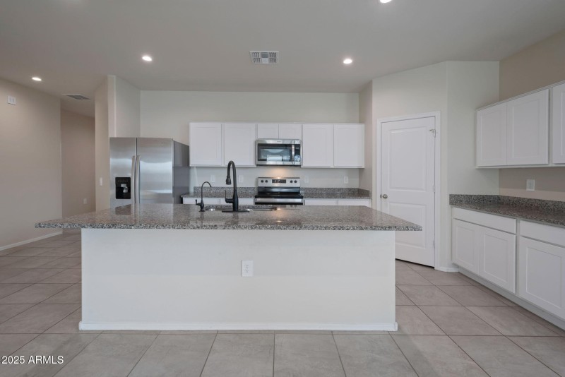 11-web-or-mls-Qp-5566