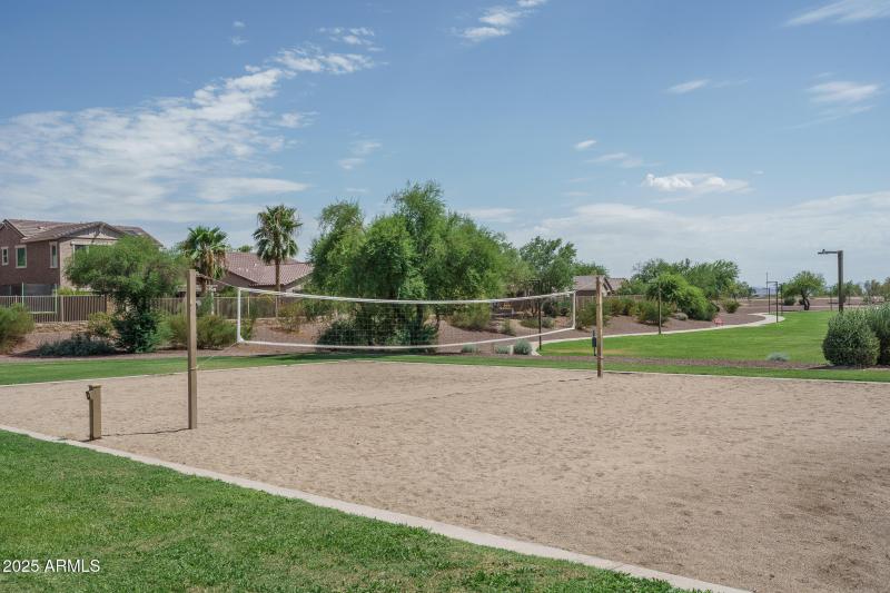 J6) COVE NIXON PARK