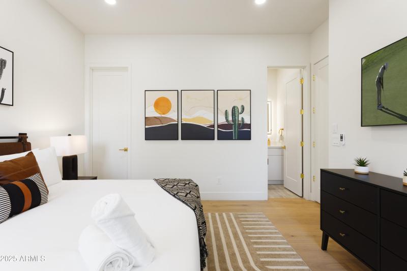 PropertyImageCo_7520EHIghlandAve_WEB_000