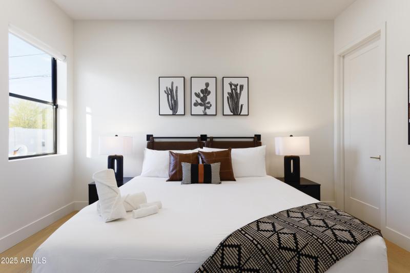 PropertyImageCo_7520EHIghlandAve_WEB_000